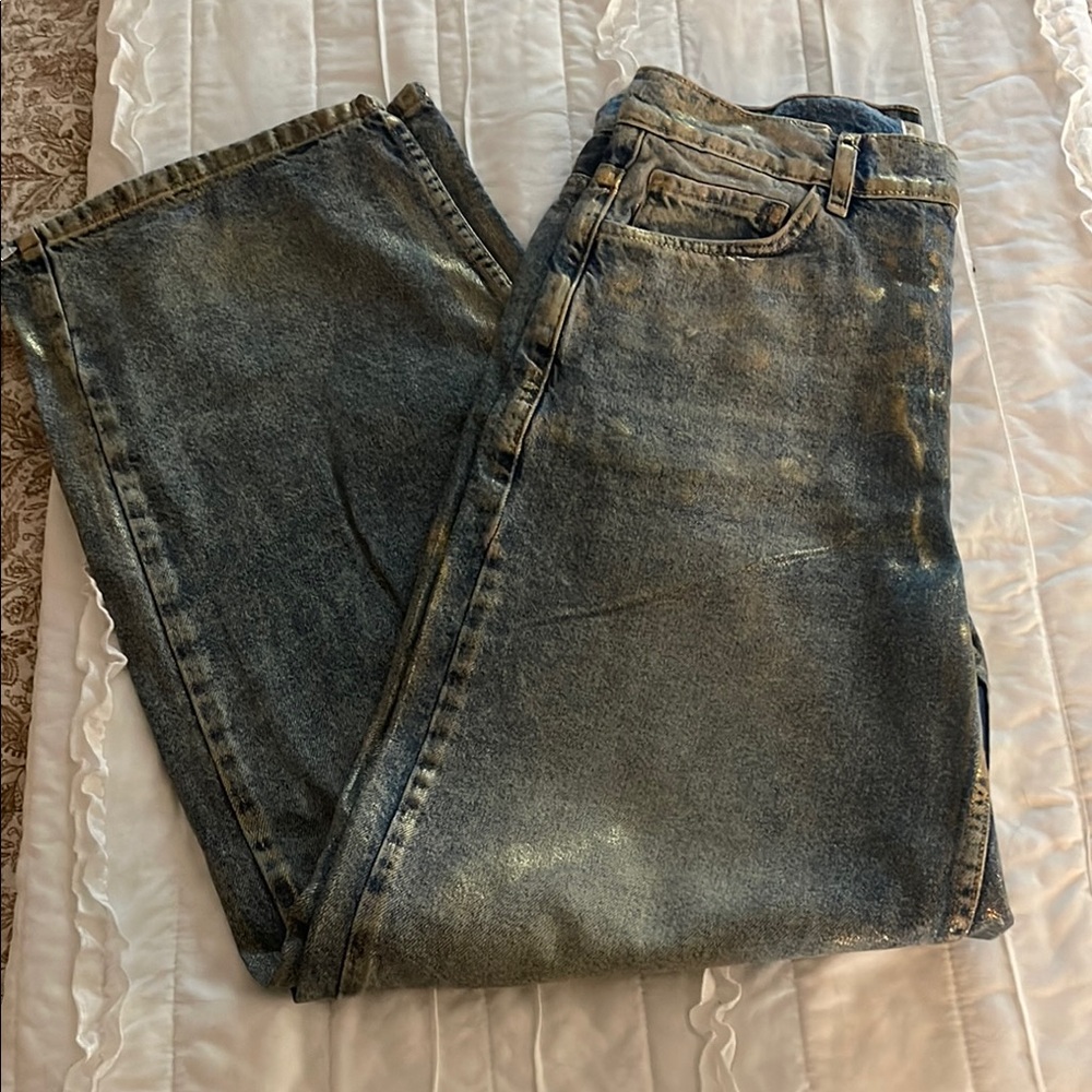 Mango Blue Relaxed Jeans with Vintage Appeal
